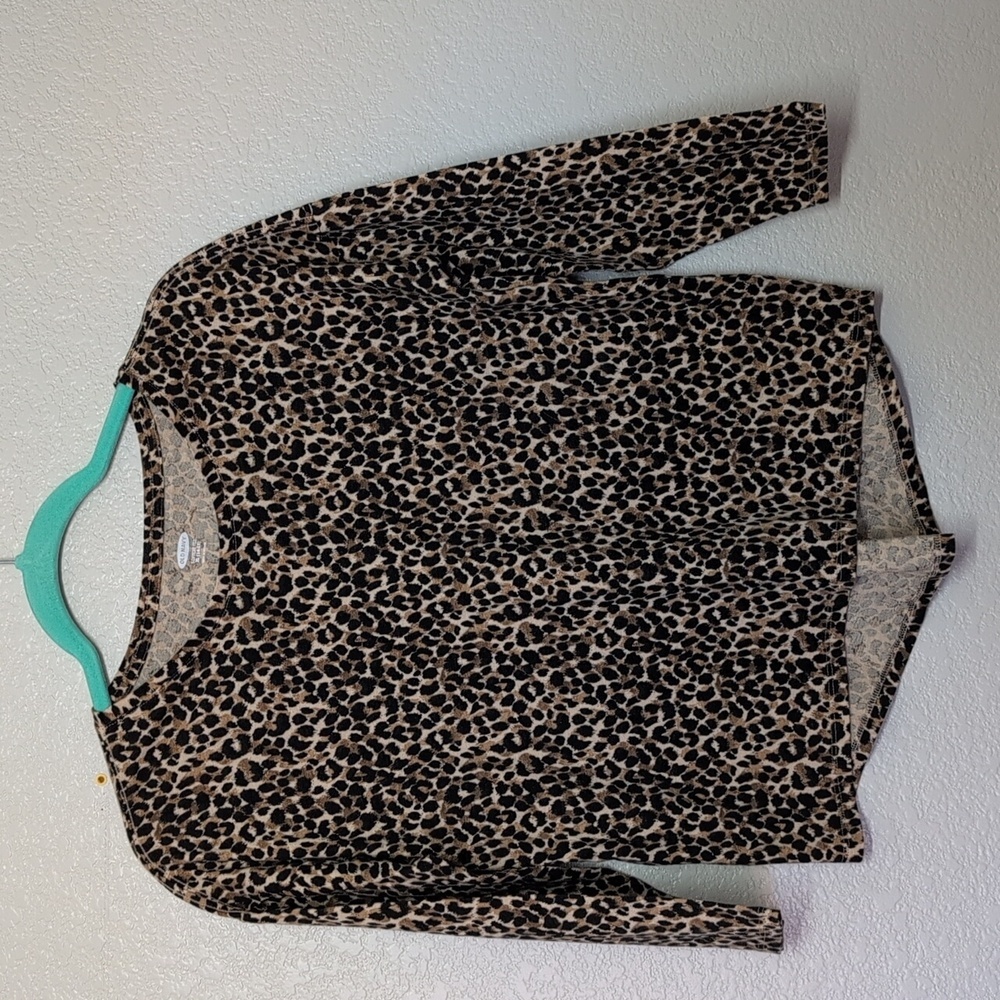 Old Navy Girls Leopard Print Mid Length Sleeve Tee in Black and Tan